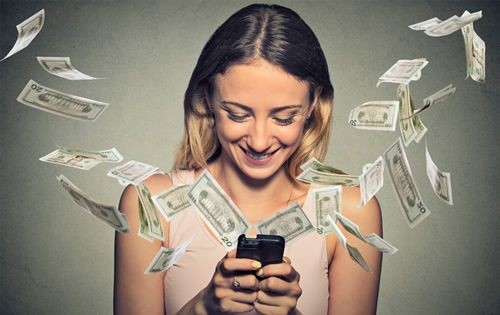 spending-money-advertising-online-woman-phone